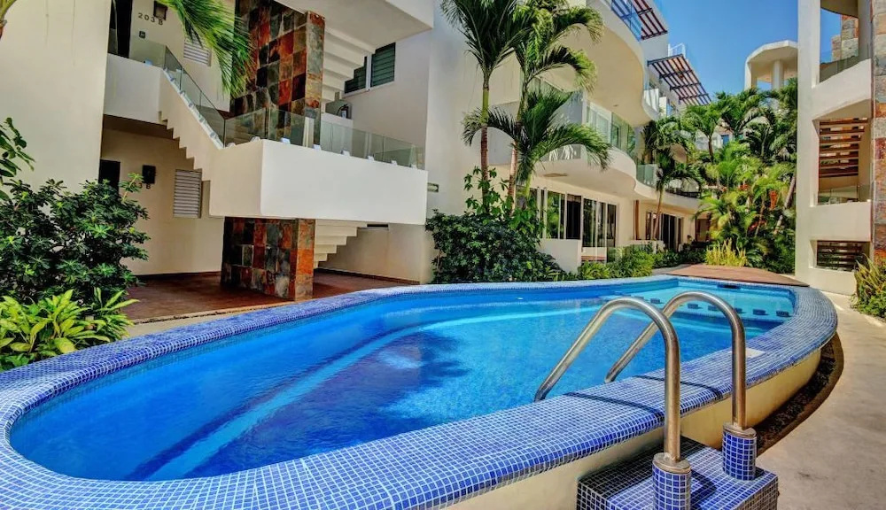 Mamitas Village PH301 by PRP
