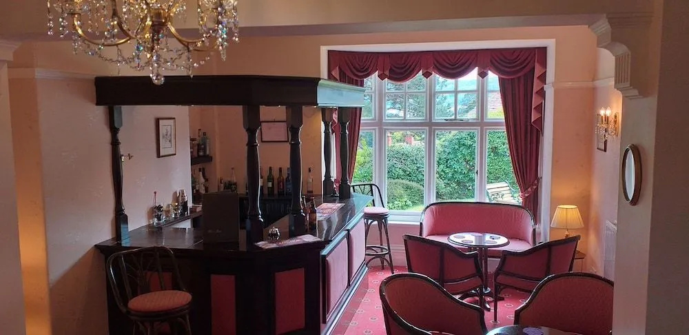 Channel House Hotel