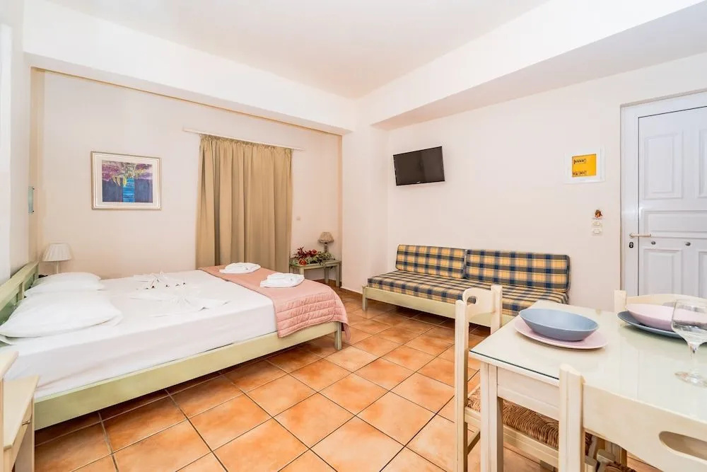 Melina Beach Hotel