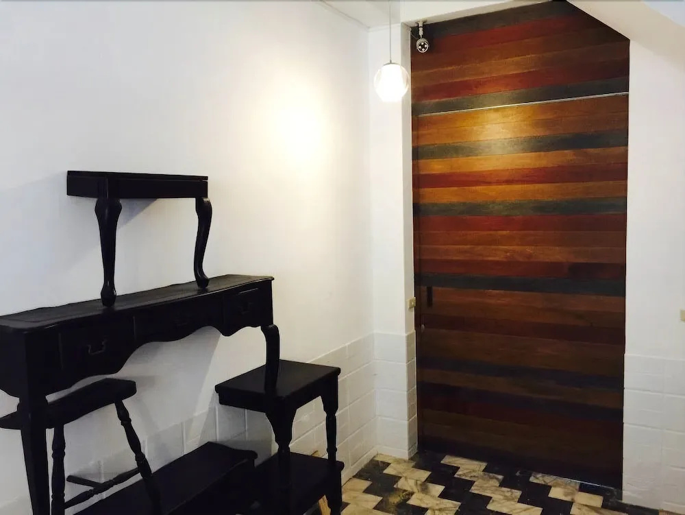 2222 Guest House