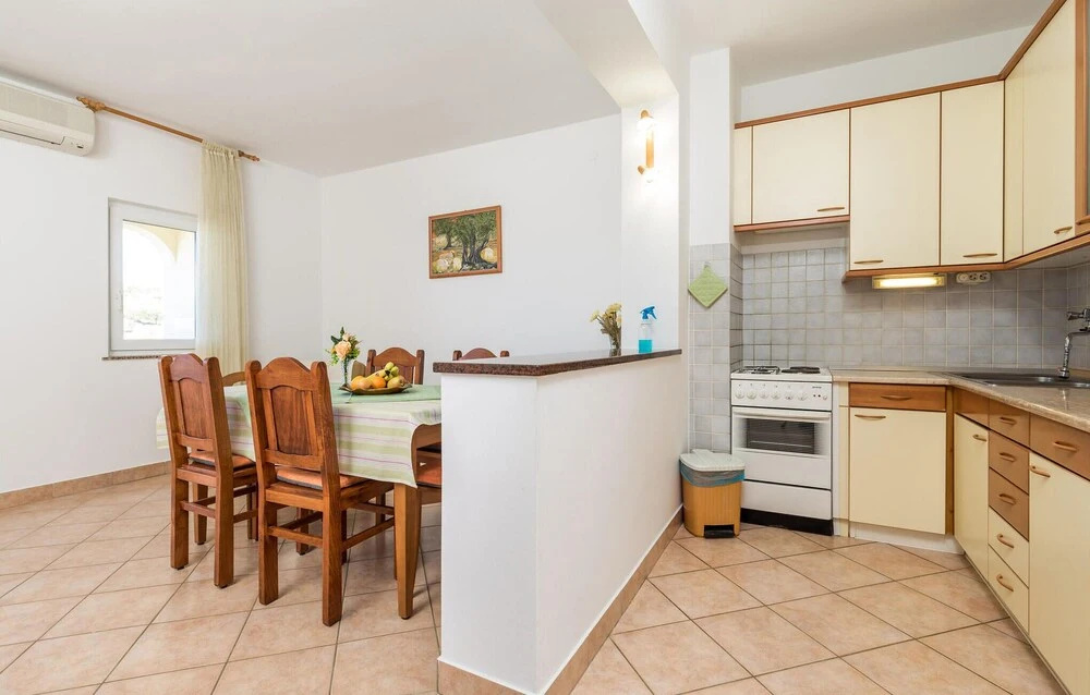 Awesome Apartment in Potocnica With Wifi and 2 Bedrooms