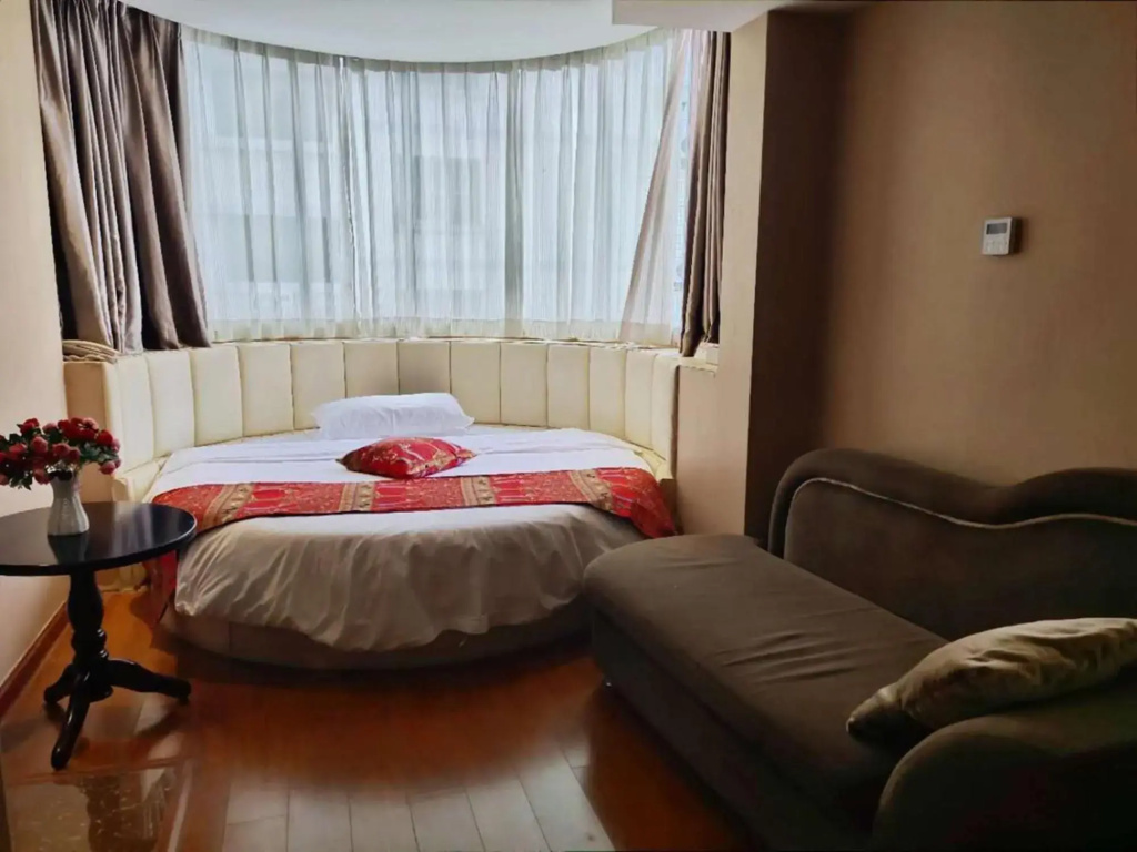 Super 8 Hotel Fuzhou Sanfangqixiang Wuyi Plaza