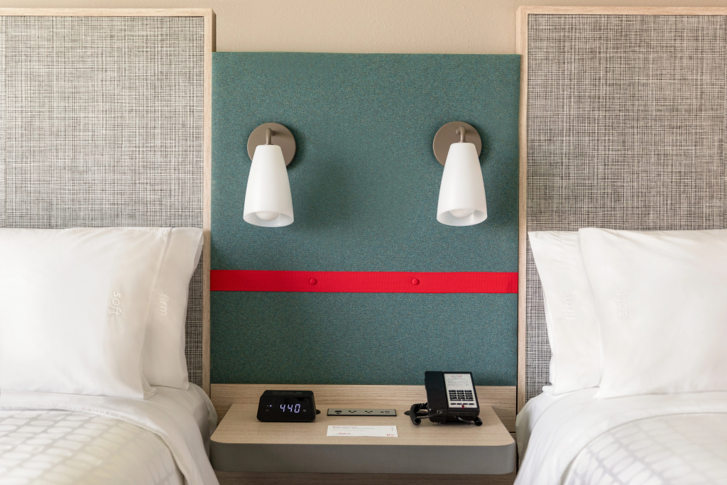 avid hotels - Lancaster by IHG