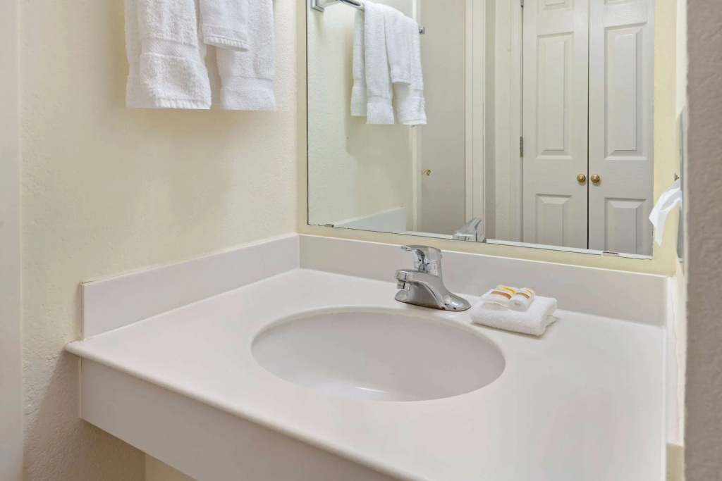 La Quinta Inn & Suites by Wyndham Salt Lake City - Layton