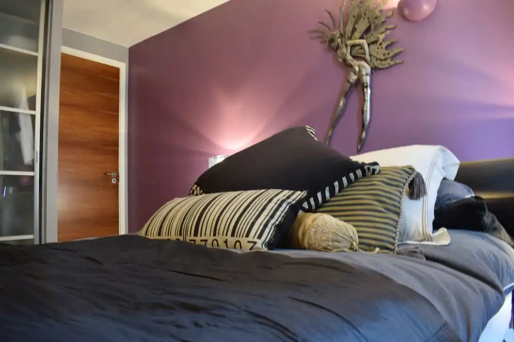2 Bed Flat in Shoreditch With Balcony