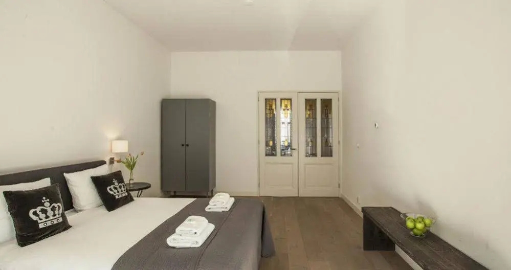 Tulip Apartment A
