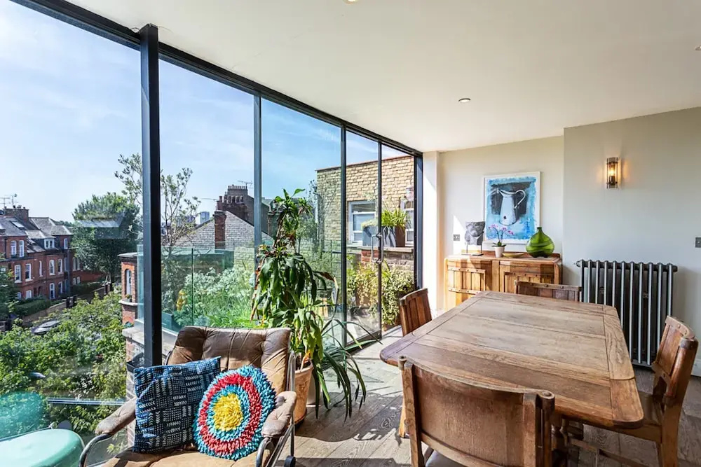Stunning Penthouse Apartment Near Battersea Park