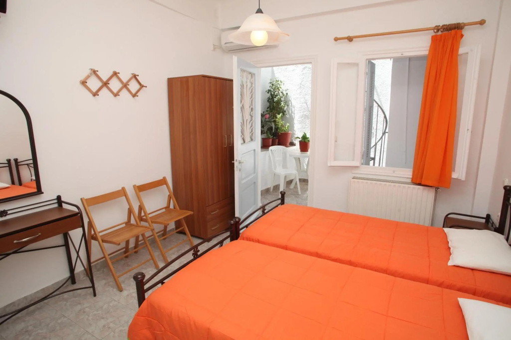 Afroditi Syros