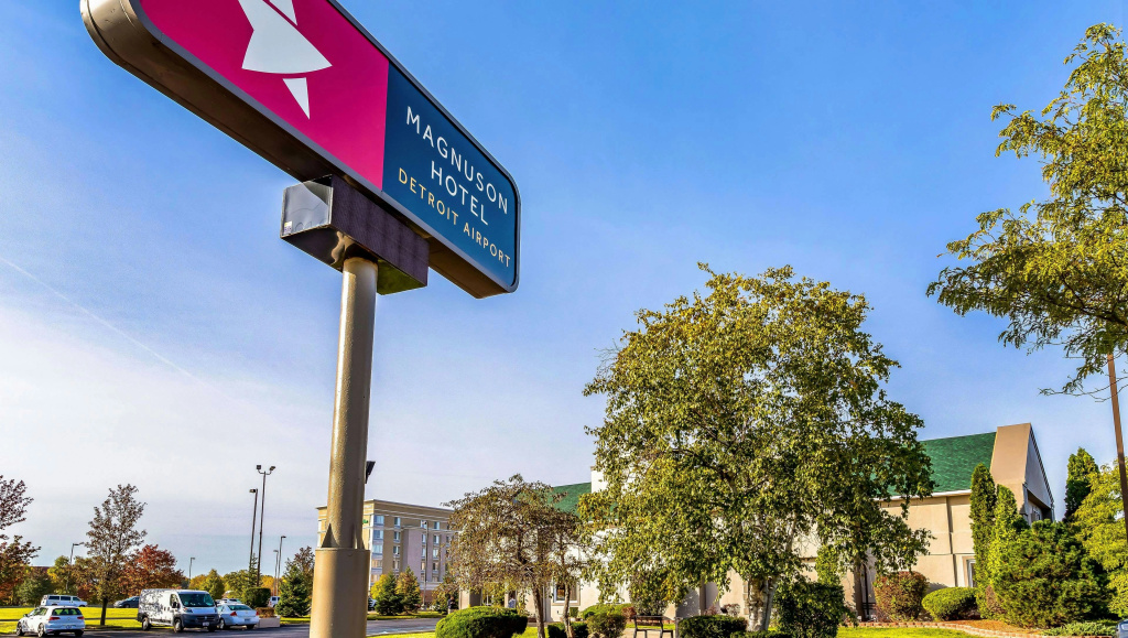 Magnuson Hotel Detroit Airport
