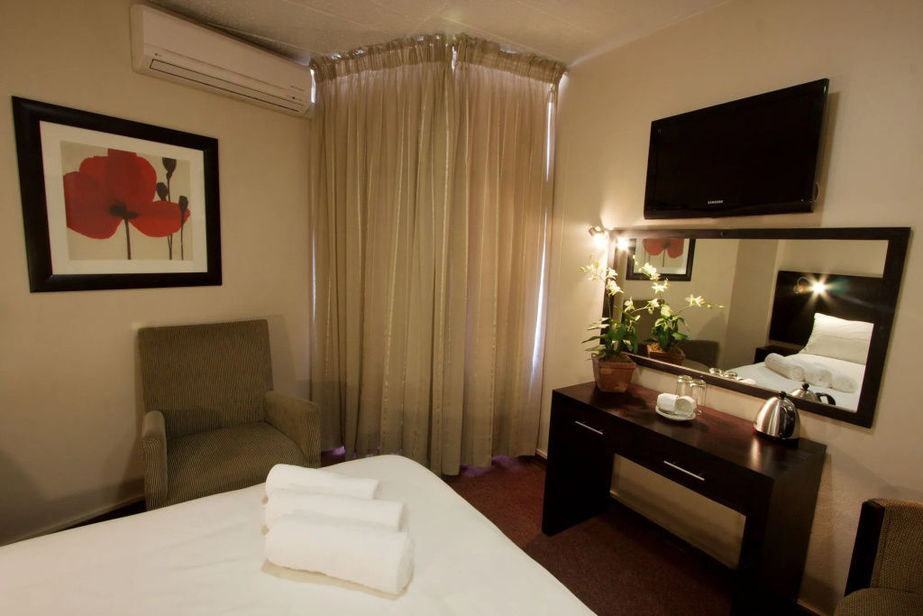 Hotel 224 & Apartments