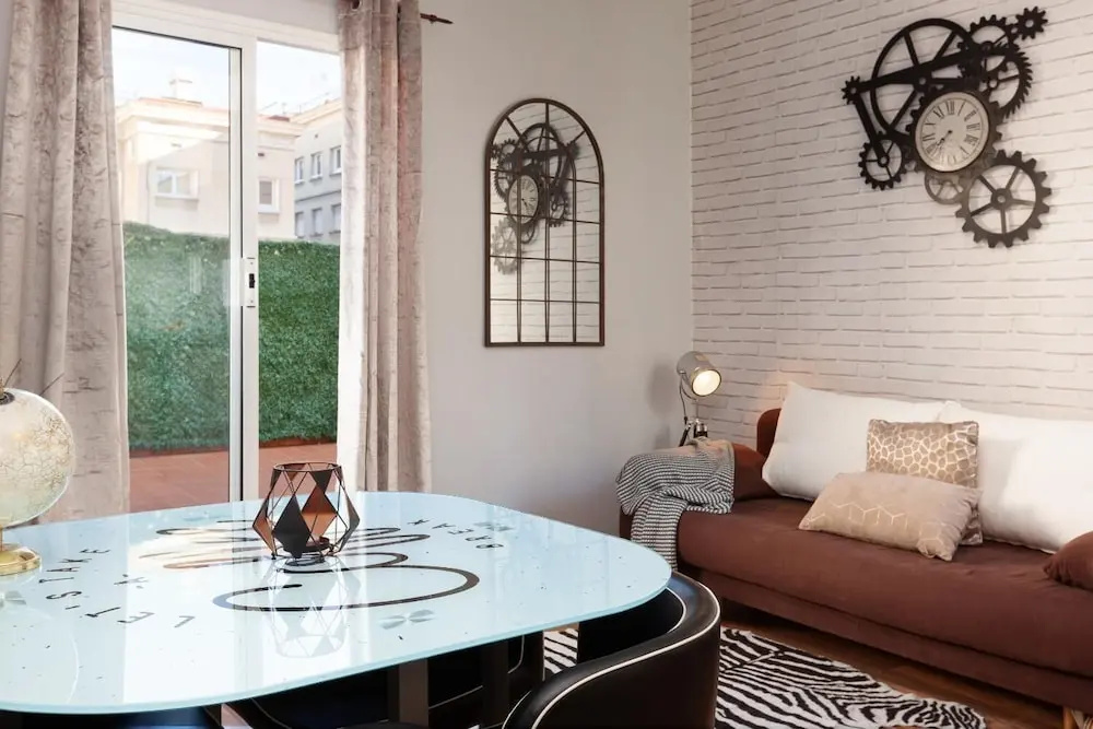 Sunny Penthouse Sagrada Familia