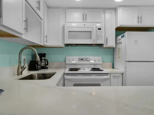 Summer Breeze Condominium 211 by Newman-Dailey