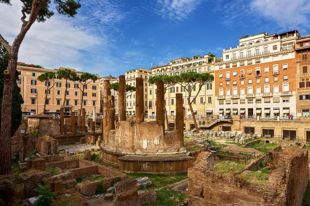 RomAntique Suites