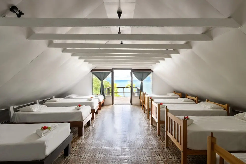 Oarsman's Bay Lodge