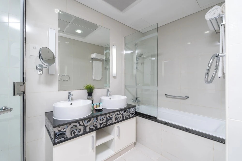 Luxury Three Bedroom in Damac Maison Near Dubai Mall by Sojo Stay