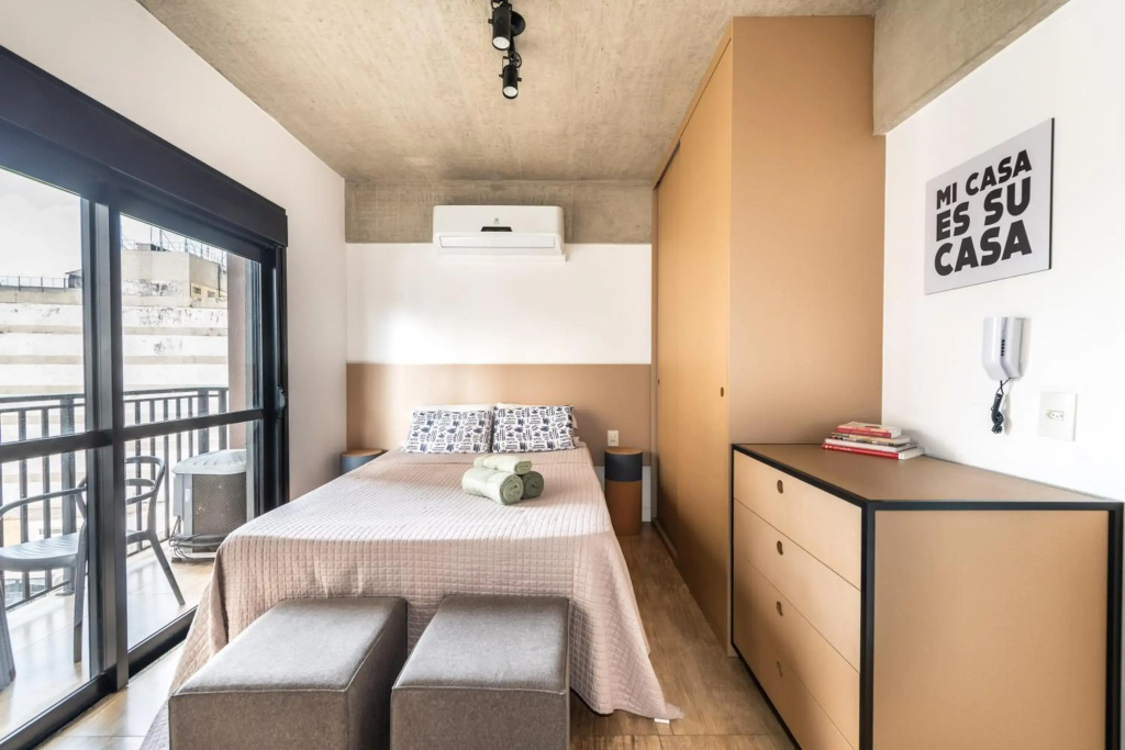 83 New studio next Paulista Av, fast wifi and balcony