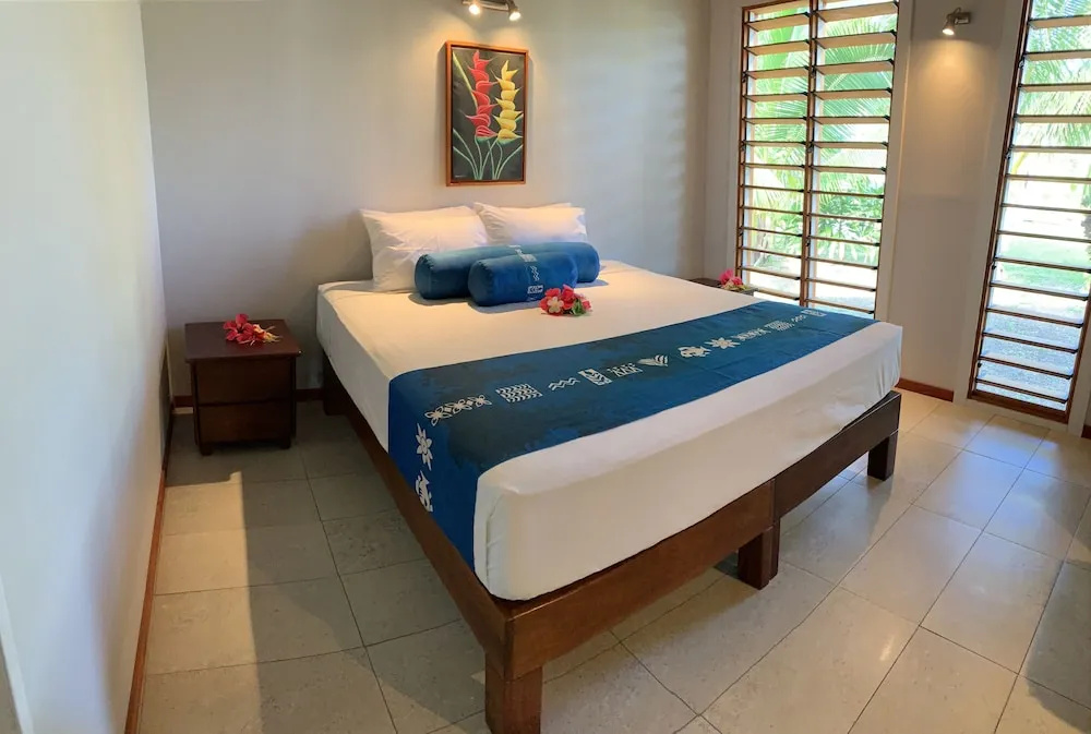 Oarsman's Bay Lodge