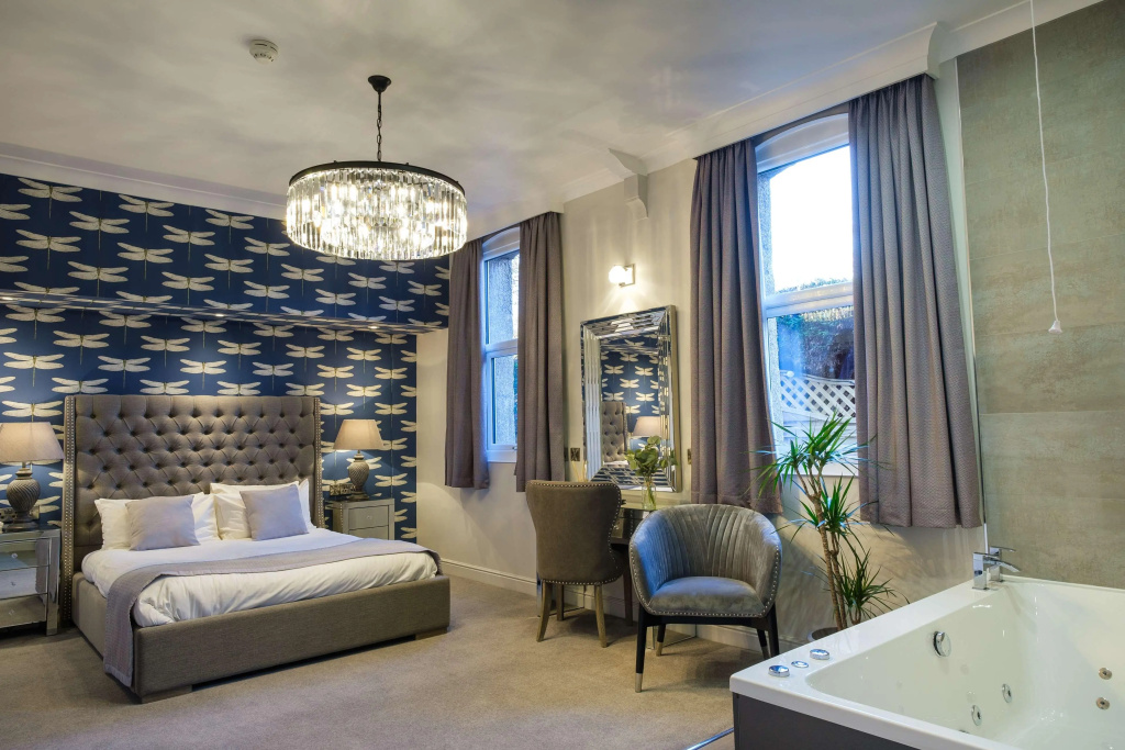 Birmingham North Moor Hall Hotel