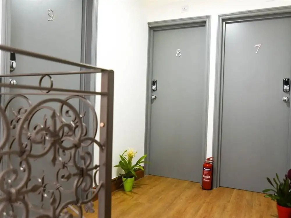 London Suites