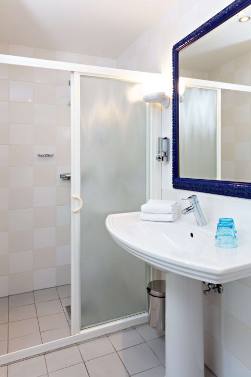 Center Hotel - Sure Hotel by Best Western