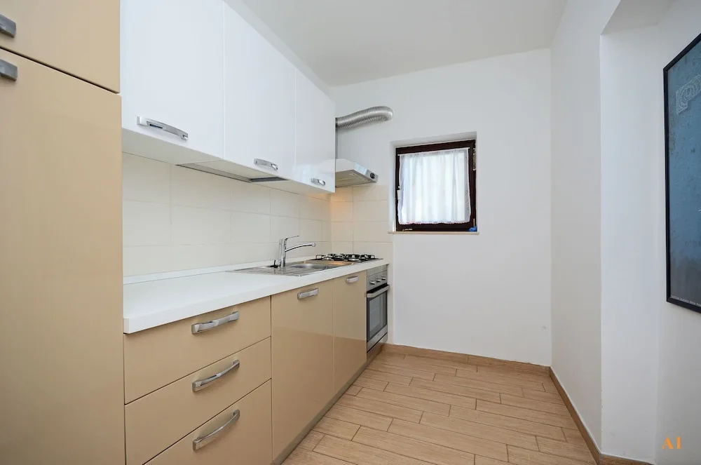 Apartments and Rooms Jaka