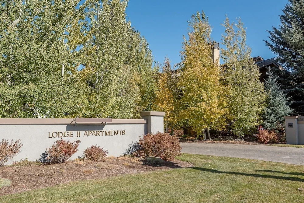 Lodge Apt. II Condominiums, 886 by RedAwning