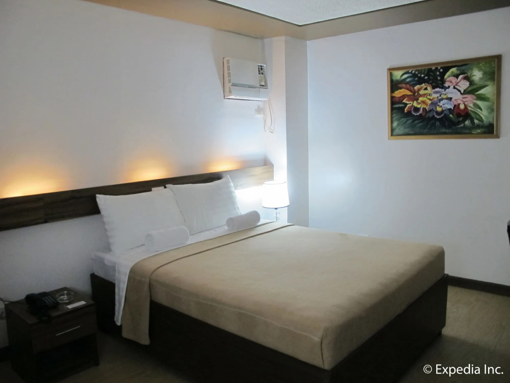 Leope Hotel