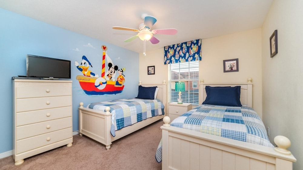 8968 Cuban Palm Road