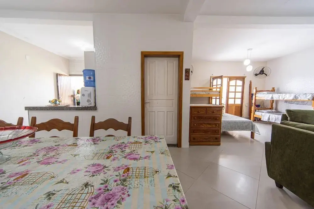 Casa Para 6 Pessoas com Churrasqueira em Peru be