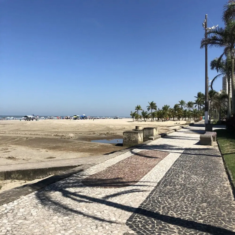 Praia Grande Houses