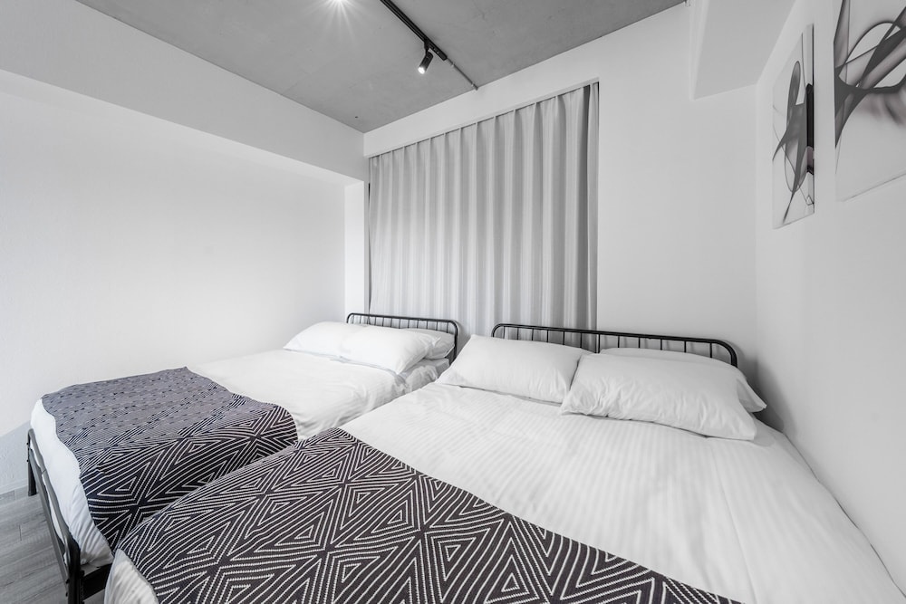 Luxia 503