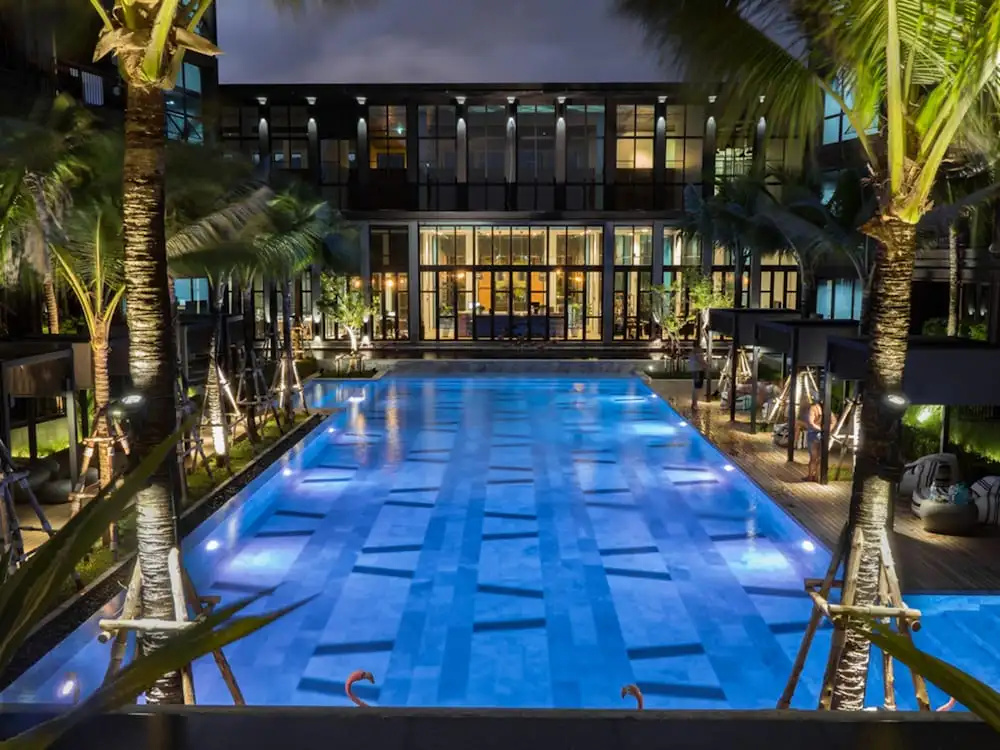 Secret Saturdays Pool Suite