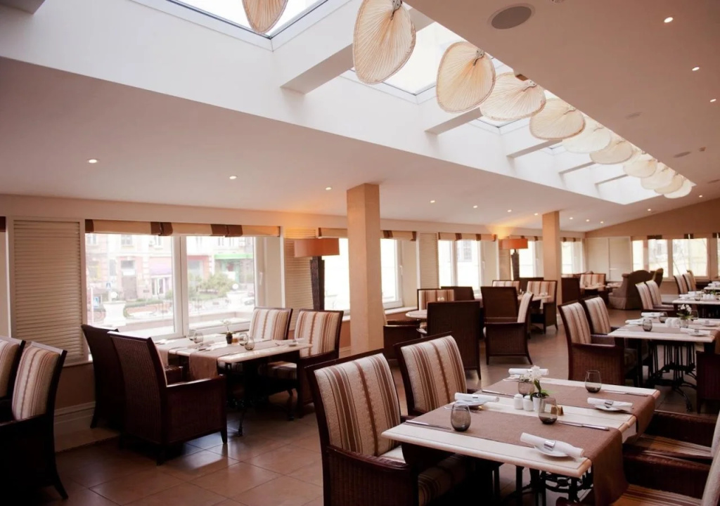 Опера Отель - The Leading Hotels of the World