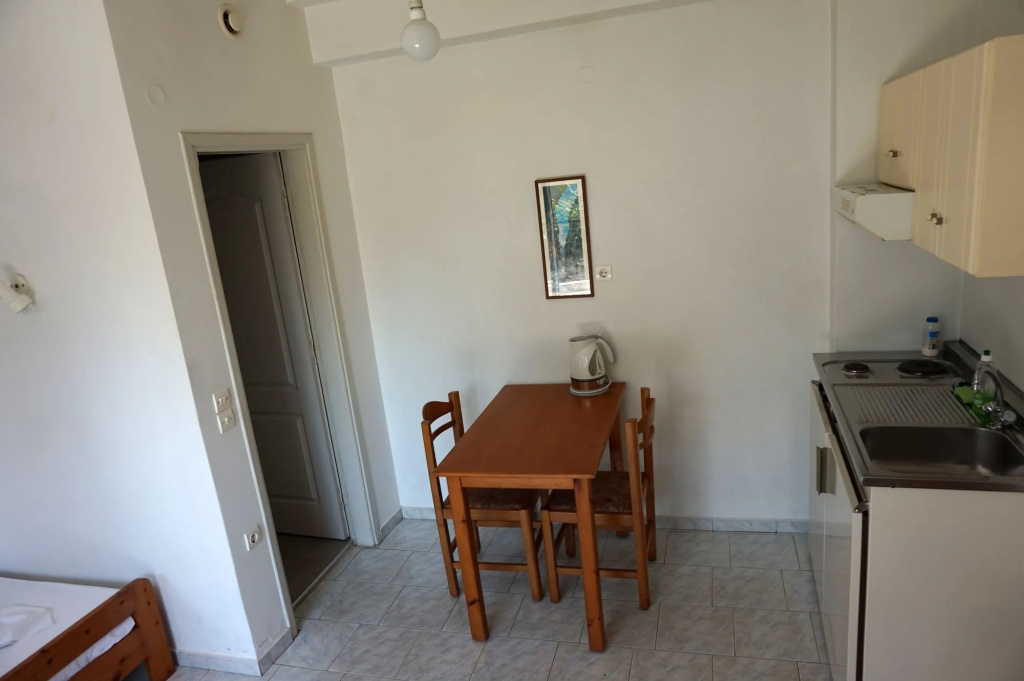 Niriis Hotel
