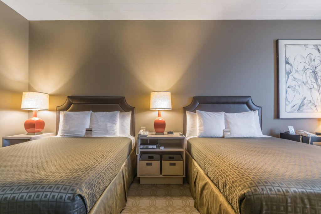 Proximity Hotel