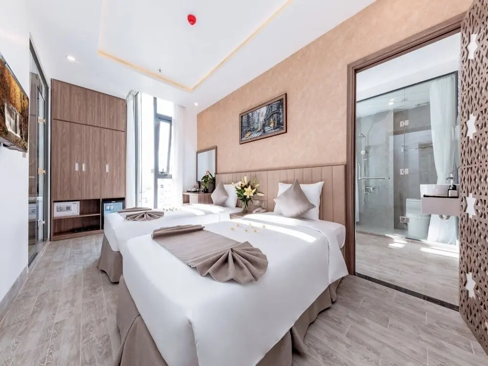 Ha Long Nha Trang Hotel