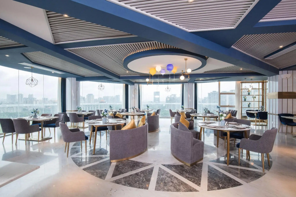 Zenith International Hotel