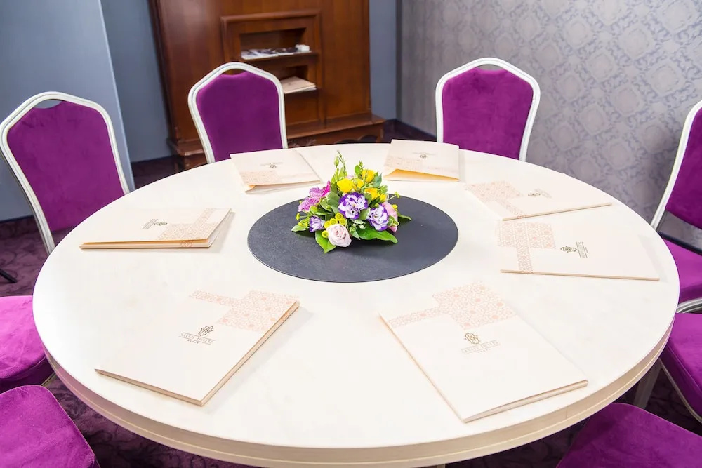 Отель Savoy