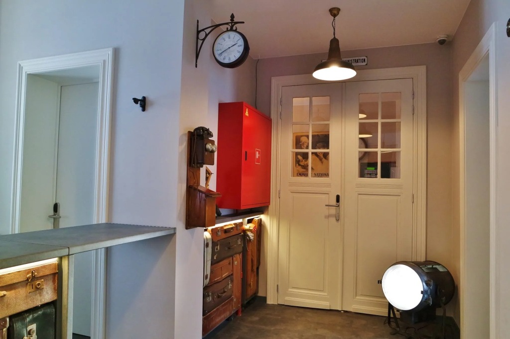 Train Hostel