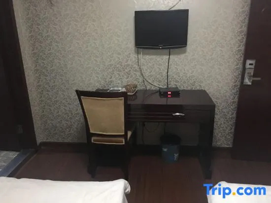 Fengsheng Business Hotel