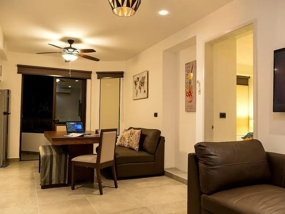 Classy 2 Br Apartment Fully Equipped, Up To 5 People, at Aldea Zama