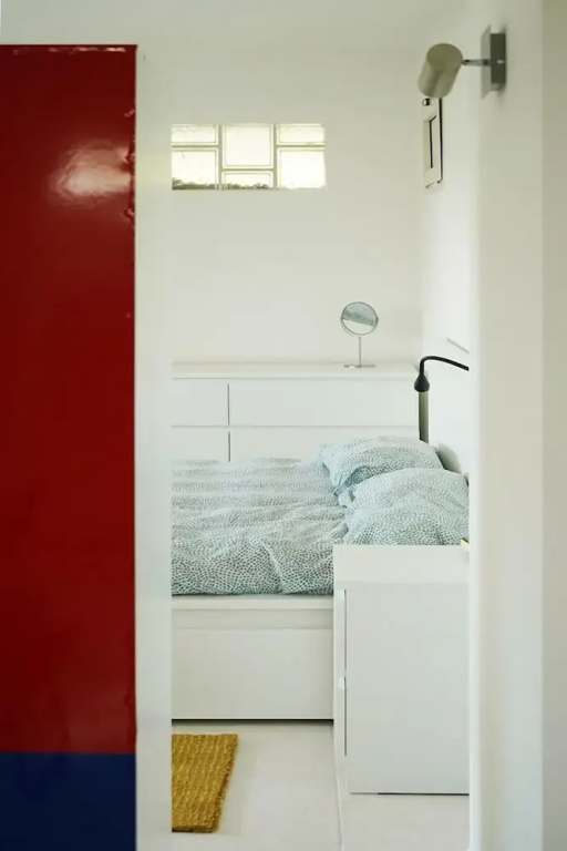 Loft With Private Garden, Close to Shops, Italy