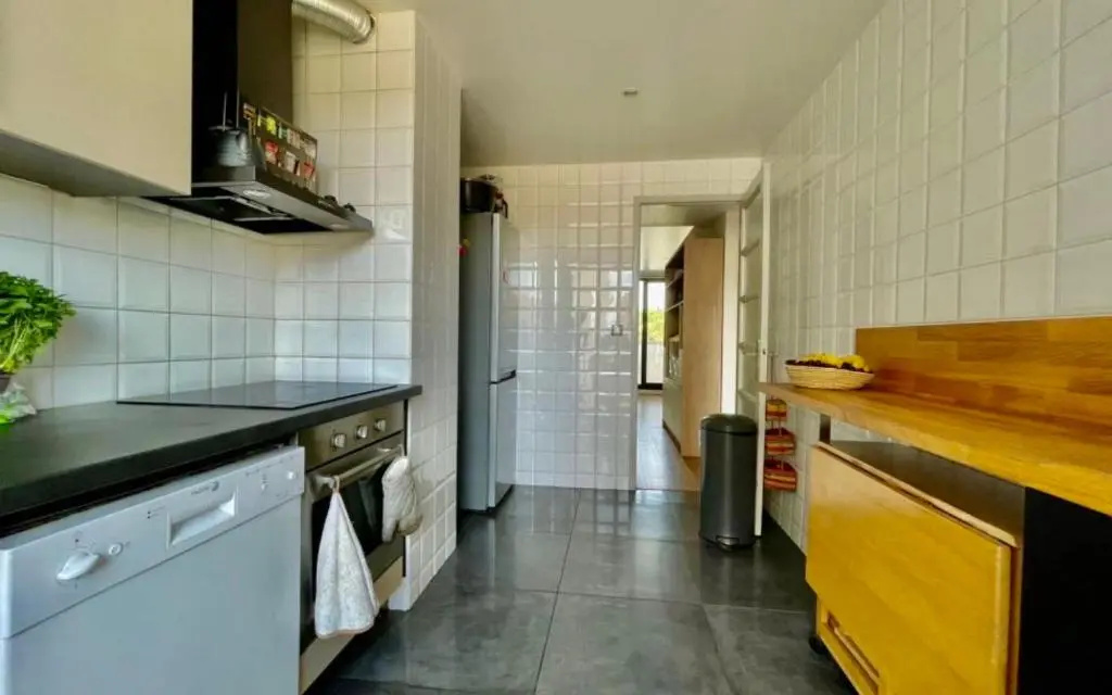 "Chez Jules" Spacious apt with 2 balconies in Marseille