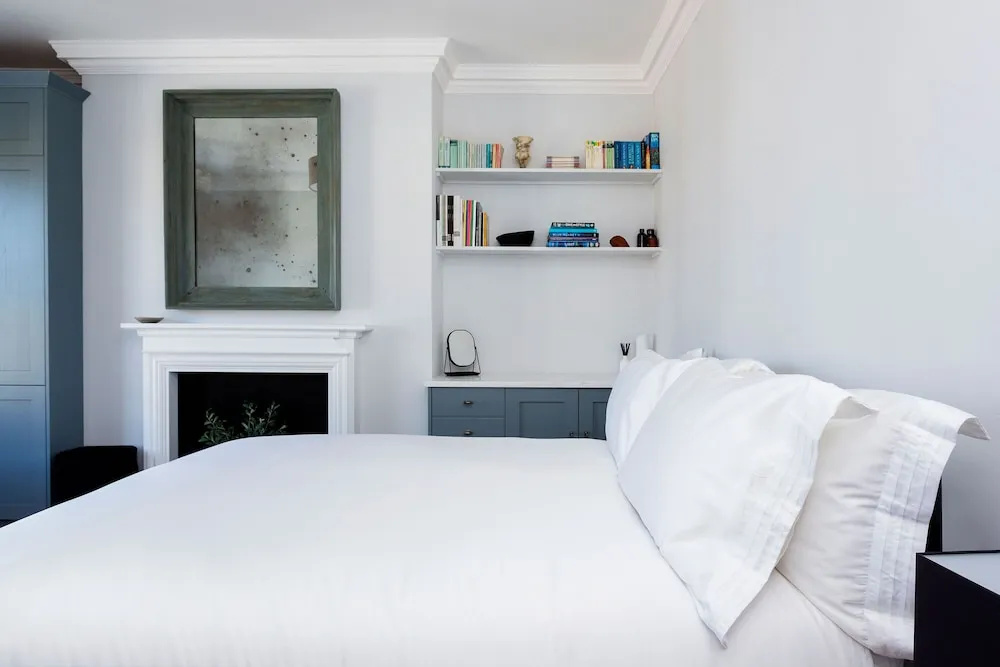 Perfect Pied-a-terre in Clapham by Underthedoormat