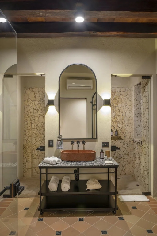 Privado Designer Boutique Hotel