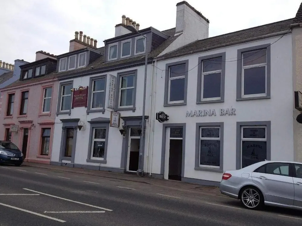 Marine House Hotel