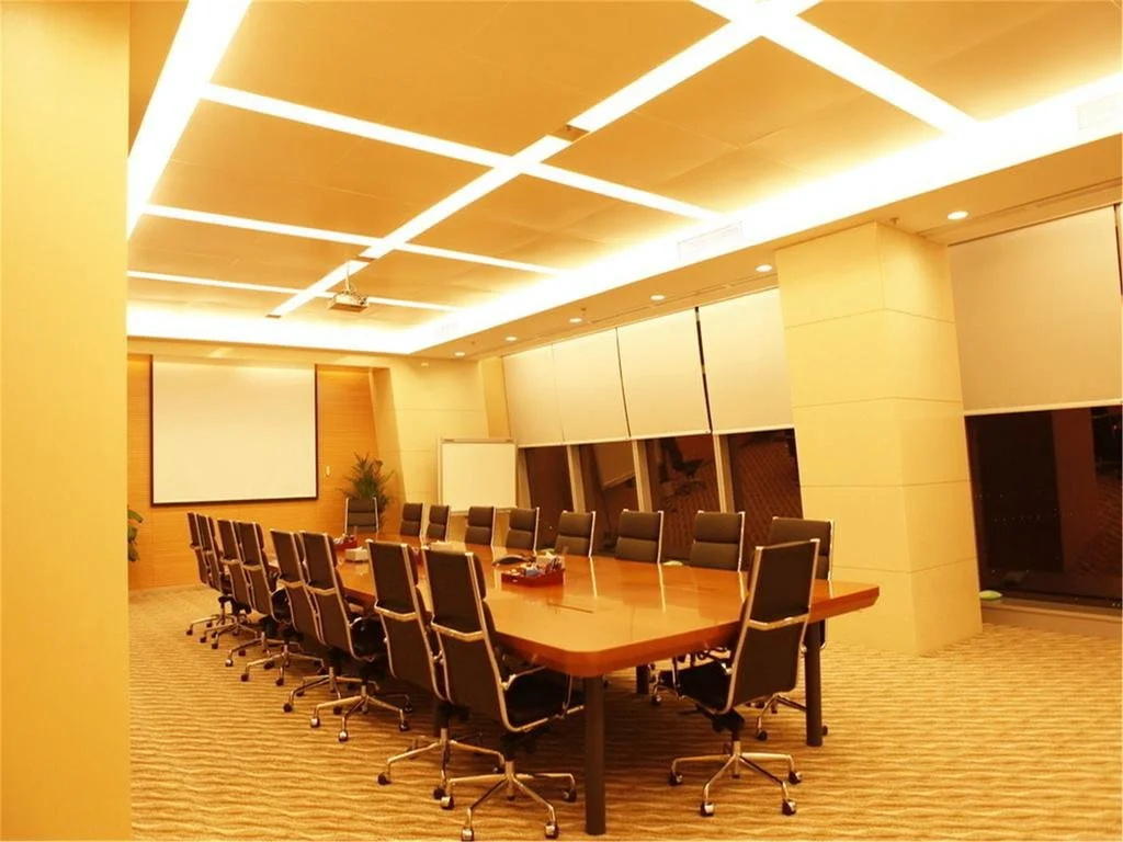 Super 8 Hotel Select Guangzhou Station Xicun Metro Station