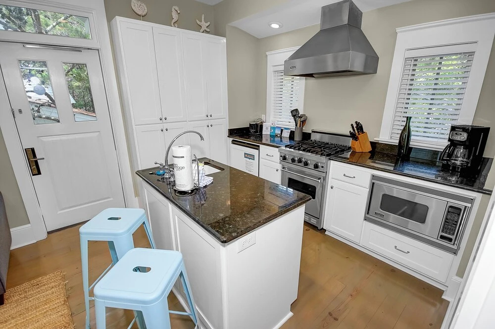 45 Founders Ct - Almost Heaven Carriage House