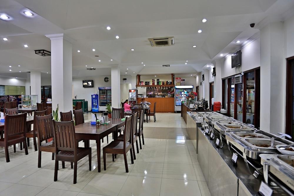 KMA 115 Miles Hotel