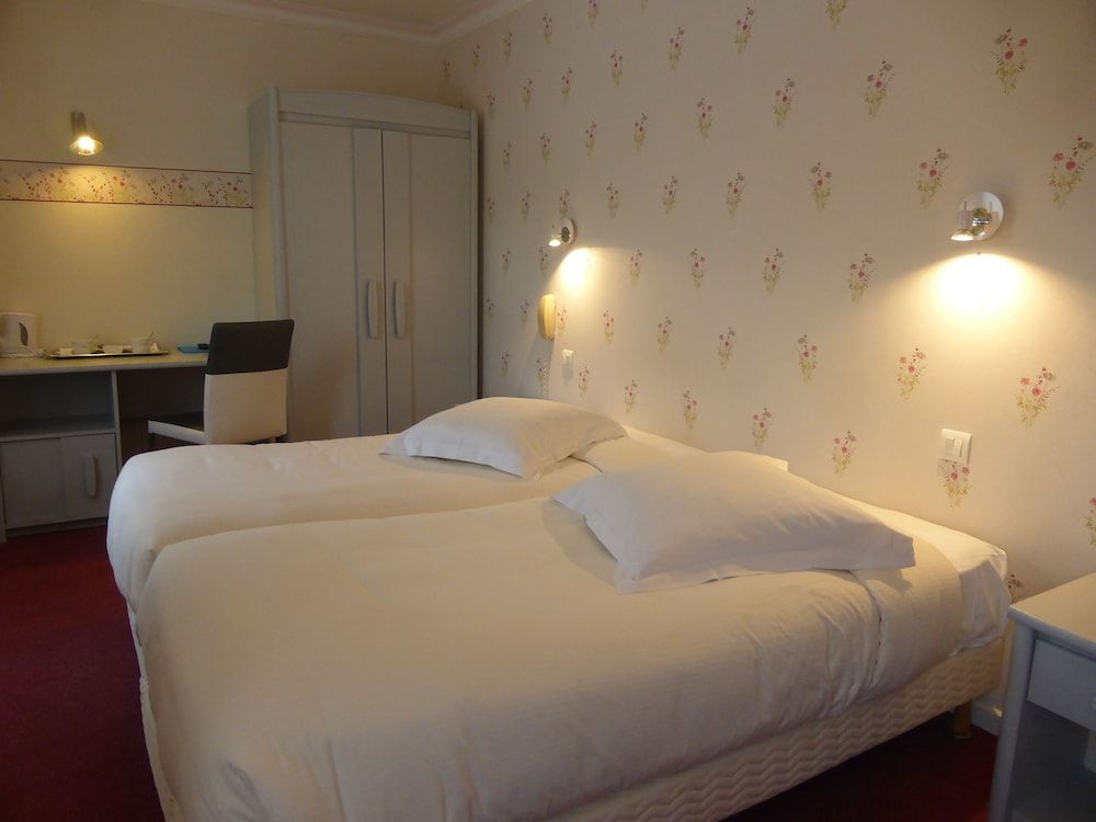 Hostellerie Saint-Louis & Restaurant Pauze - Teritoria